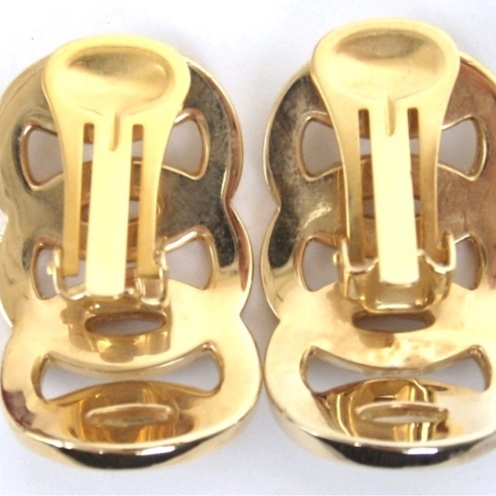 Salvatore Ferragamo Elegant Gold Loop Earrings - Picture 14 of 15
